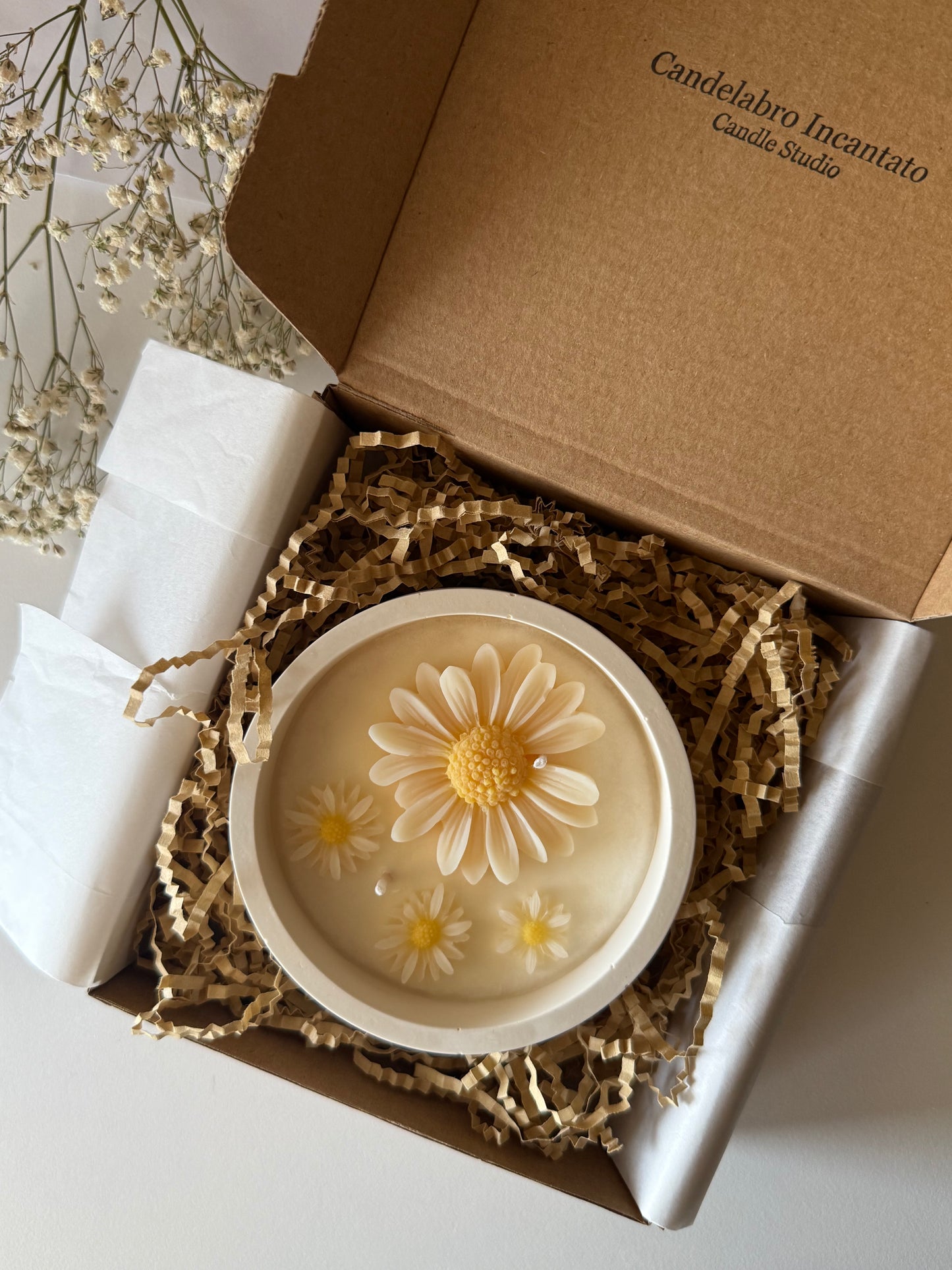 Daisy Candle